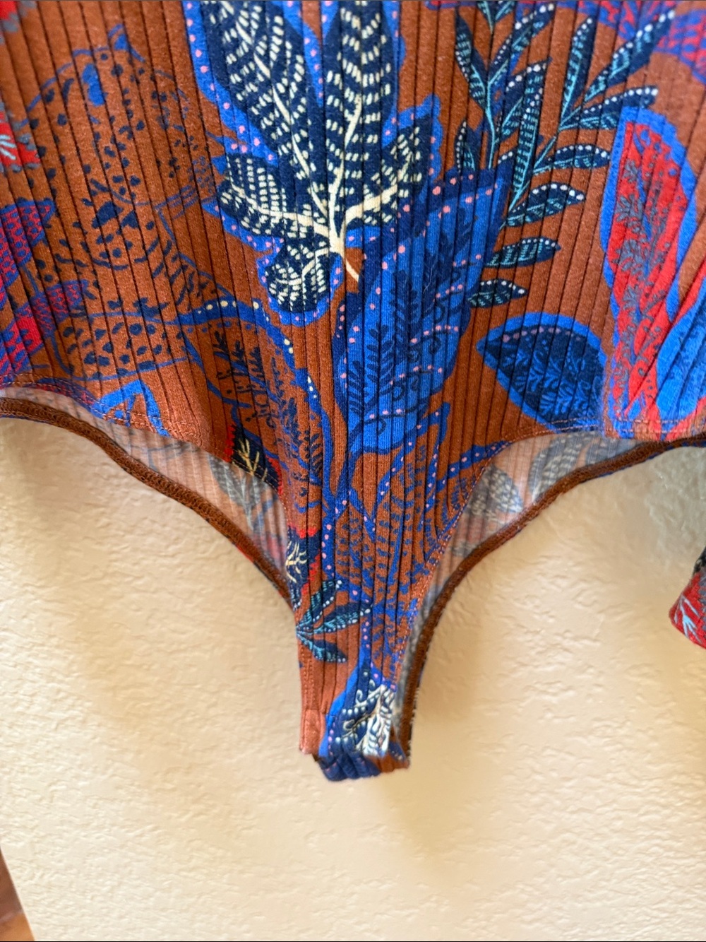 FARM Rio Rust Floral Ribbed Long-Sleeve Bodysuit with Blue Accents - Picture 4 of 7